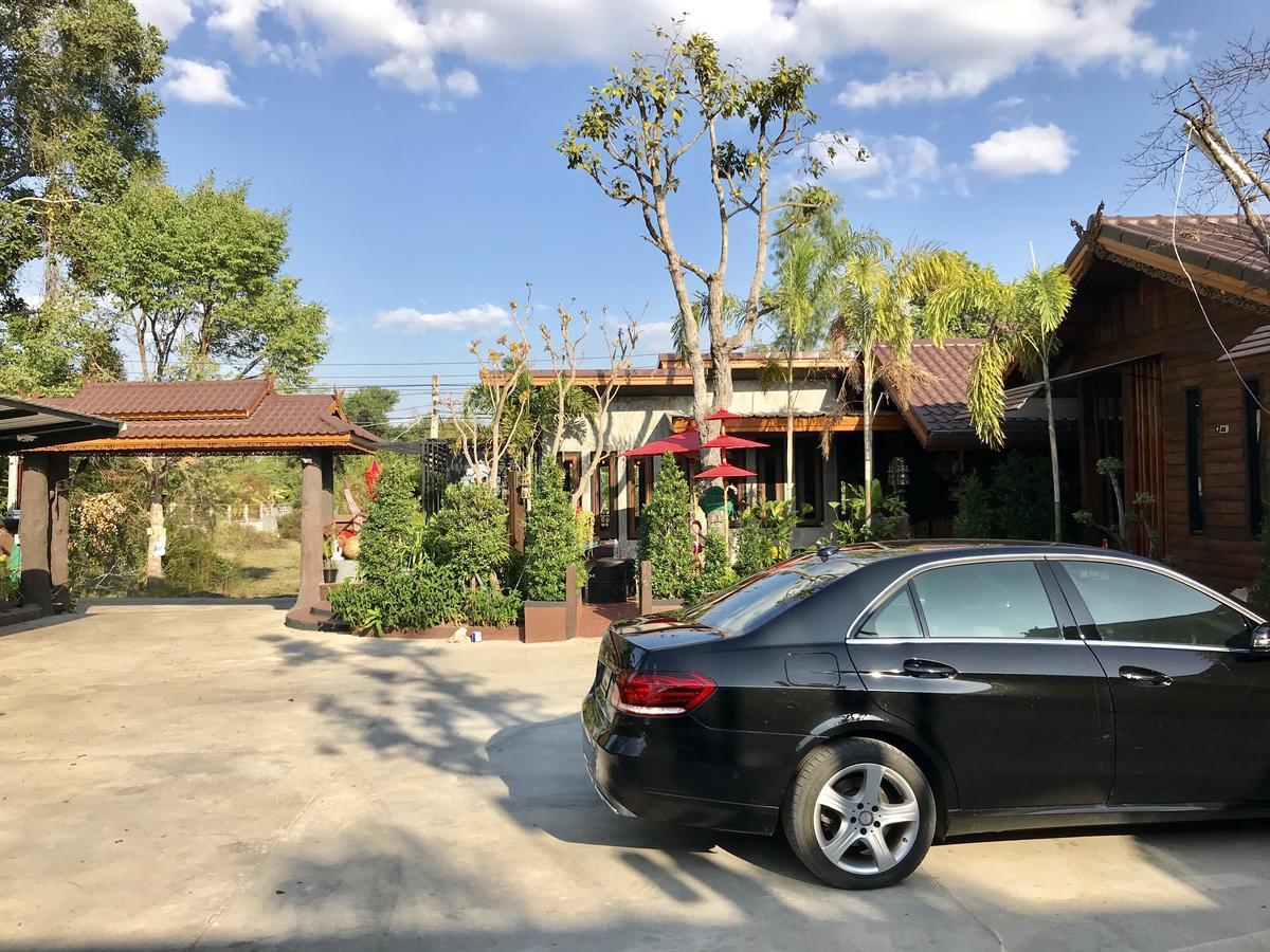 Khum Lanna Boutique Hotel Sisaket Exterior foto